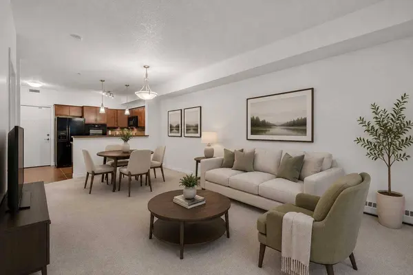 30 Royal Oak PLZ NW #223, Calgary, AB T3G 0C1