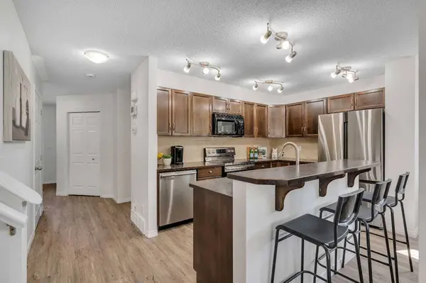 149 Luxstone WAY SW, Airdrie, AB T4B 0H3