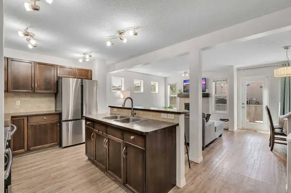 149 Luxstone WAY SW, Airdrie, AB T4B 0H3