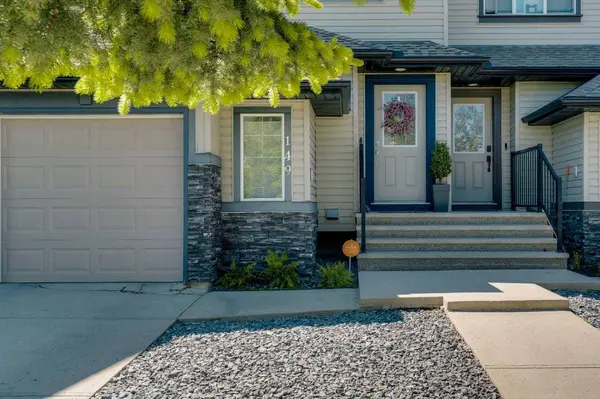 149 Luxstone WAY SW, Airdrie, AB T4B 0H3