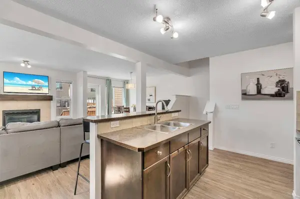 149 Luxstone WAY SW, Airdrie, AB T4B 0H3