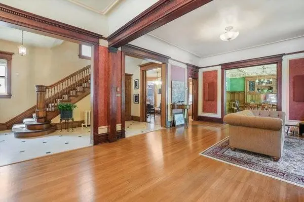1036 W Garfield BLVD, Chicago, IL 60609