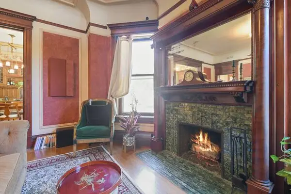 1036 W Garfield BLVD, Chicago, IL 60609