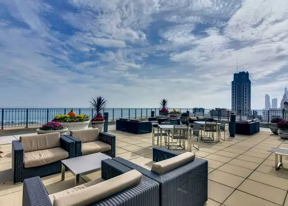 130 N Garland CT #1104, Chicago, IL 60602