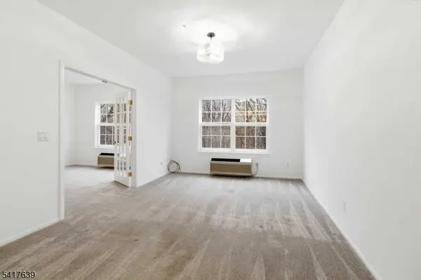 5301 Richmond Rd #301, West Milford Twp., NJ 07480