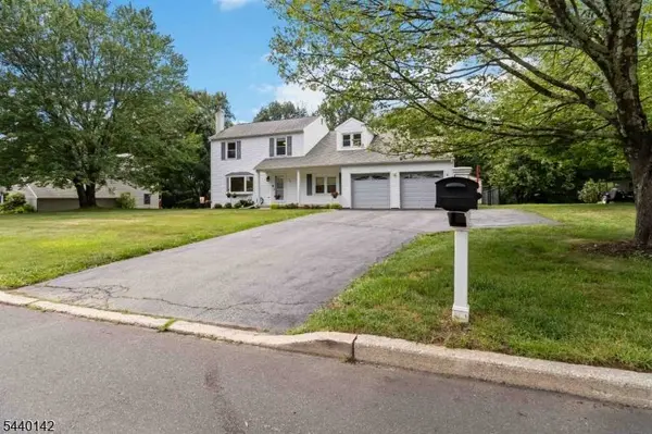 37 Rolling Ridge Rd, West Milford Twp., NJ 07480