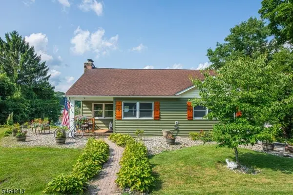 48 Lakeside Ave, Hardyston Twp., NJ 07460