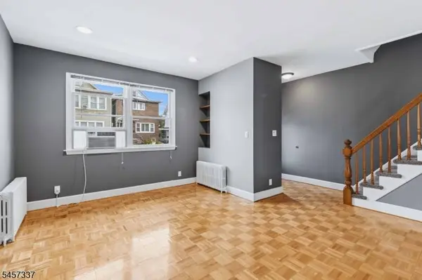33 Franklin Ave, Clifton City, NJ 07011
