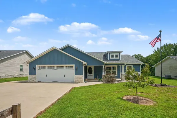 324 Post Oak Rd #E, Camden, TN 38320
