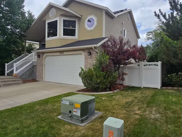1648 ROCKBRIDGE DR, Layton, UT 84041