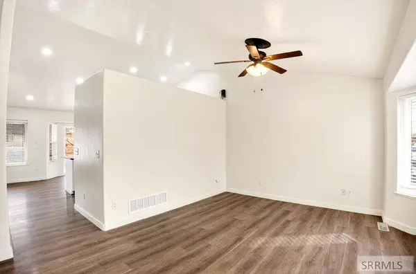 5225 S Thunder Drive, Ammon, ID 83406