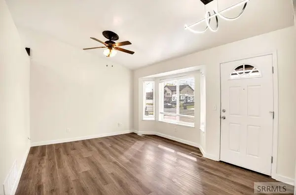 5225 S Thunder Drive, Ammon, ID 83406