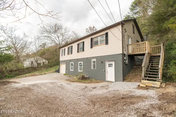 3515 Greenway DR, Knoxville, TN 37918