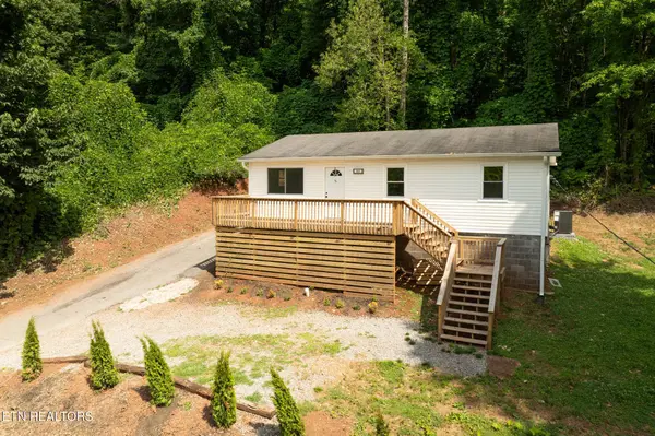 218 Jerry LN, Knoxville, TN 37920