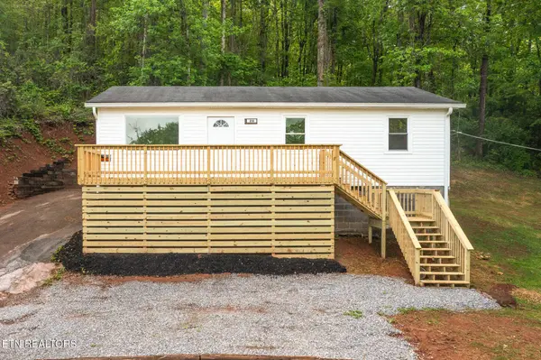 218 Jerry LN, Knoxville, TN 37920