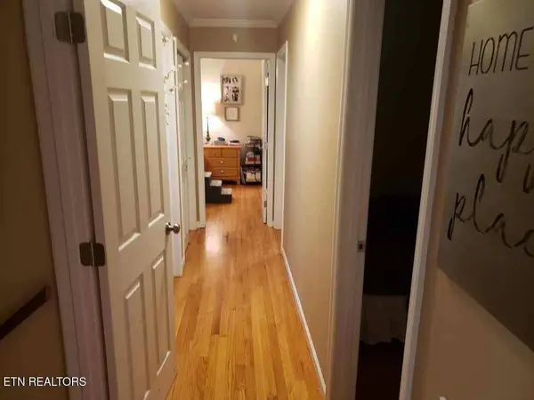 118 Iona CIR, Oak Ridge, TN 37830