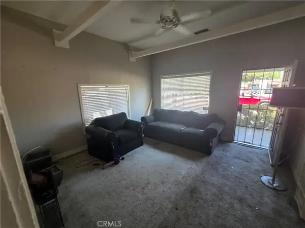 2881 N Golden, San Bernardino, CA 92404