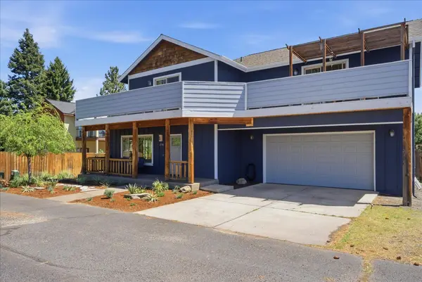210 N Maple St, Sisters, OR 97759-5030