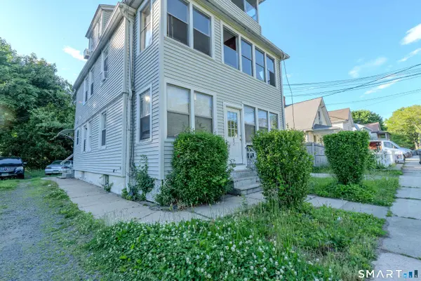 82 Greenwood Street, Naugatuck, CT 06770
