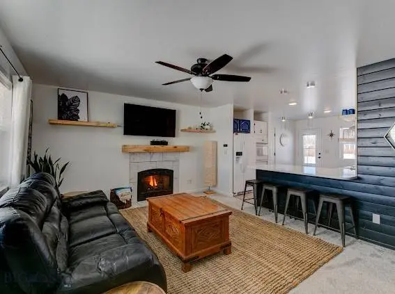 305 Lathrop ST W, Clyde Park, MT 59018