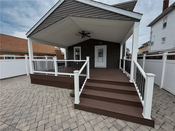 2012 Fairmont AVE, Steubenville, OH 43952