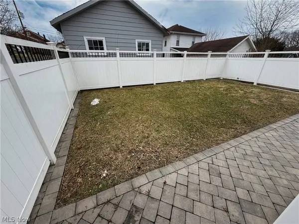 2012 Fairmont AVE, Steubenville, OH 43952