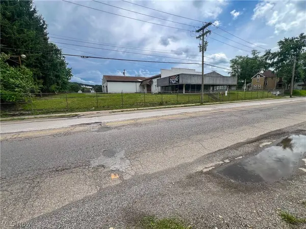 1340 Pennsylvania AVE, East Liverpool, OH 43920