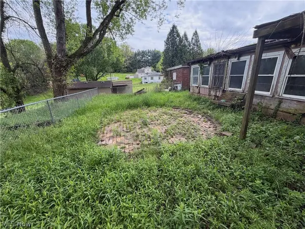 16816 Andrews AVE, East Liverpool, OH 43920