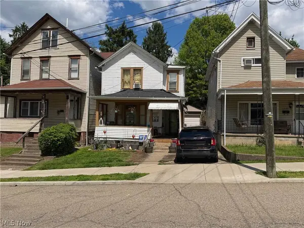 1013 Bradshaw AVE, East Liverpool, OH 43920