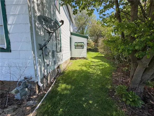 818 Riverview ST, East Liverpool, OH 43920