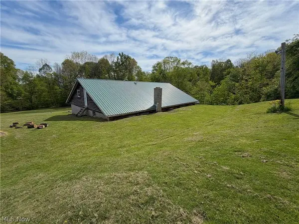 44073 Bell RD, Lisbon, OH 44432