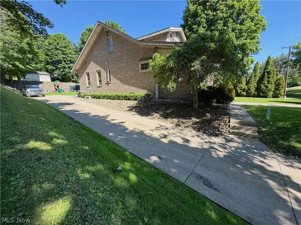 2029 Saint Clair AVE, East Liverpool, OH 43920