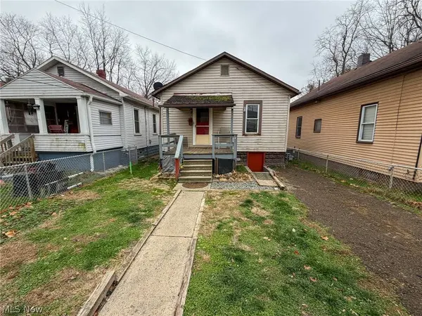 1705 Cleveland AVE, East Liverpool, OH 43920