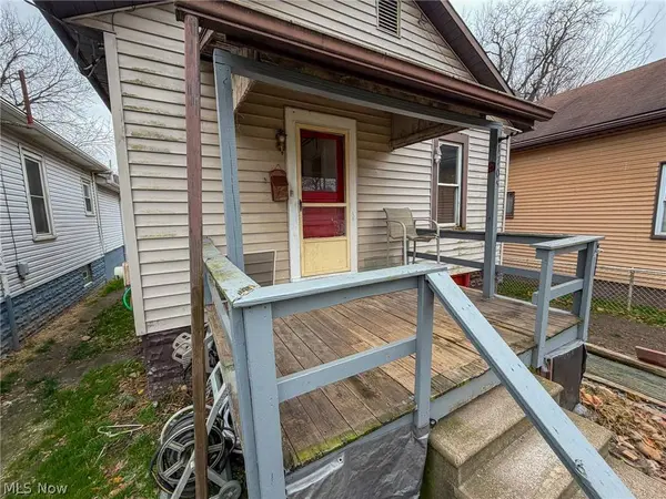 1705 Cleveland AVE, East Liverpool, OH 43920