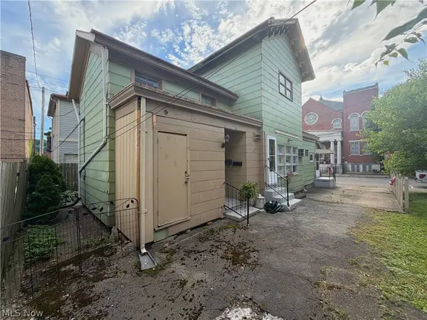 516 Jackson ST, East Liverpool, OH 43920