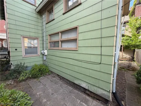 516 Jackson ST, East Liverpool, OH 43920