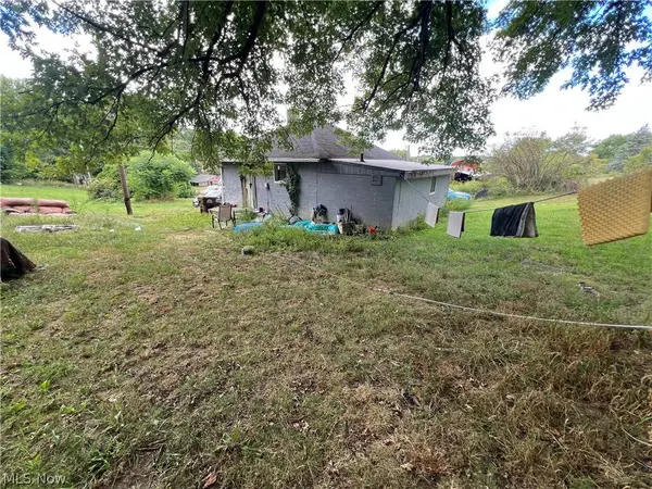 49480 Calcutta Smithferry RD, East Liverpool, OH 43920