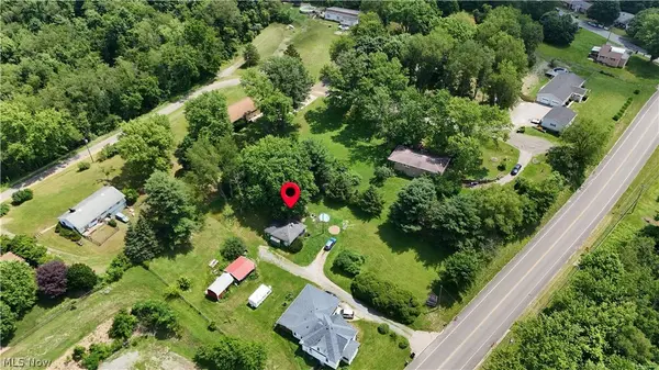 49480 Calcutta Smithferry RD, East Liverpool, OH 43920