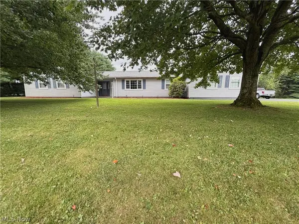46567 Winston DR, East Liverpool, OH 43920