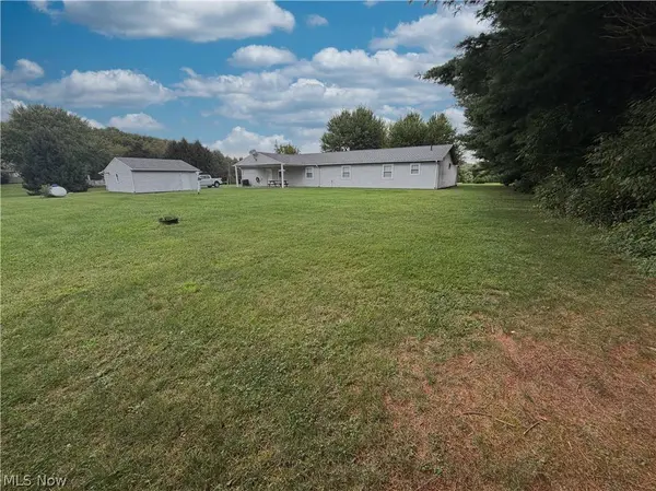 46567 Winston DR, East Liverpool, OH 43920