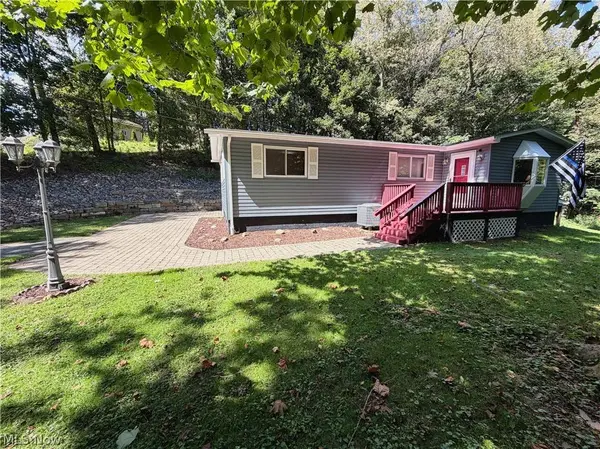 1929 Iris ST, East Liverpool, OH 43920
