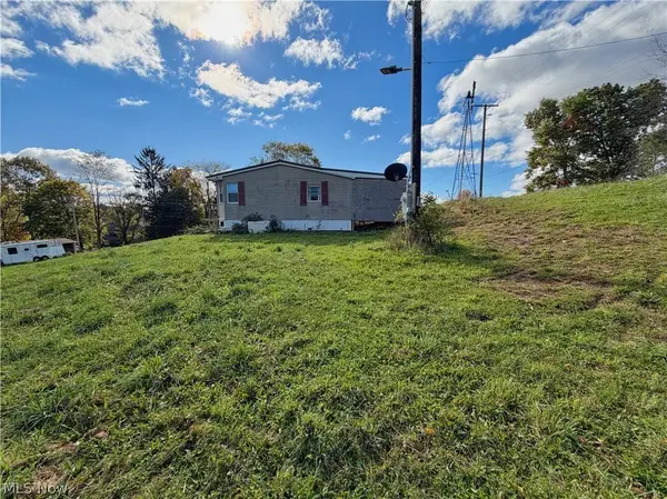 1746 Shadyside AVE, East Liverpool, OH 43920
