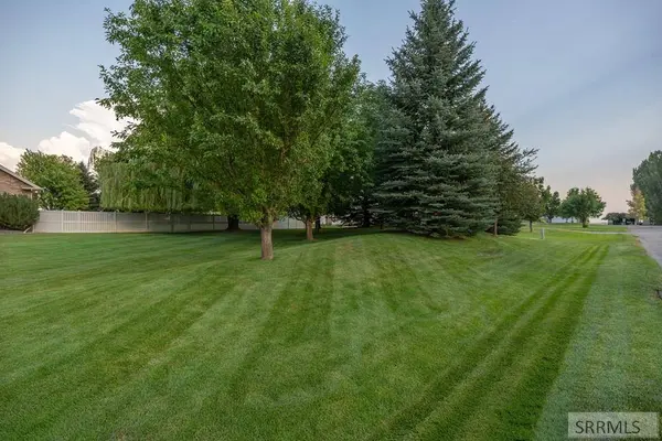1638 N Romantica Drive, Idaho Falls, ID 83402