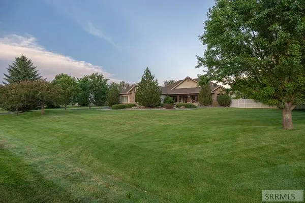 1638 N Romantica Drive, Idaho Falls, ID 83402