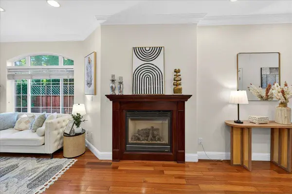 725 W Hacienda AVE, Campbell, CA 95008