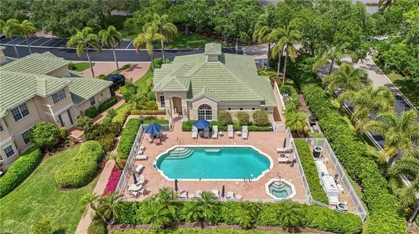 658 Vintage Reserve CIR S #7C, Naples, FL 34119