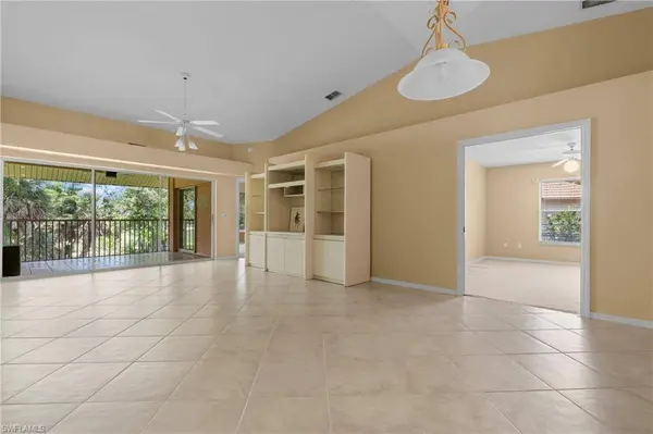 8055 Tiger CV #608, Naples, FL 34113