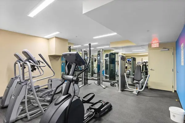 450 J ST #7061, San Diego, CA 92101