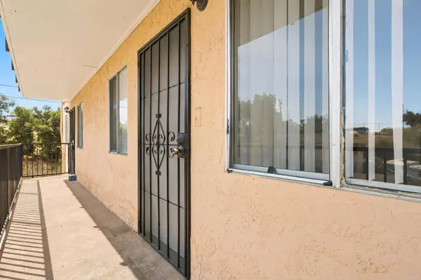 3018 44th ST, San Diego, CA 92105