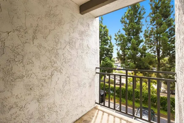 7500 Parkway DR #207, La Mesa, CA 91942